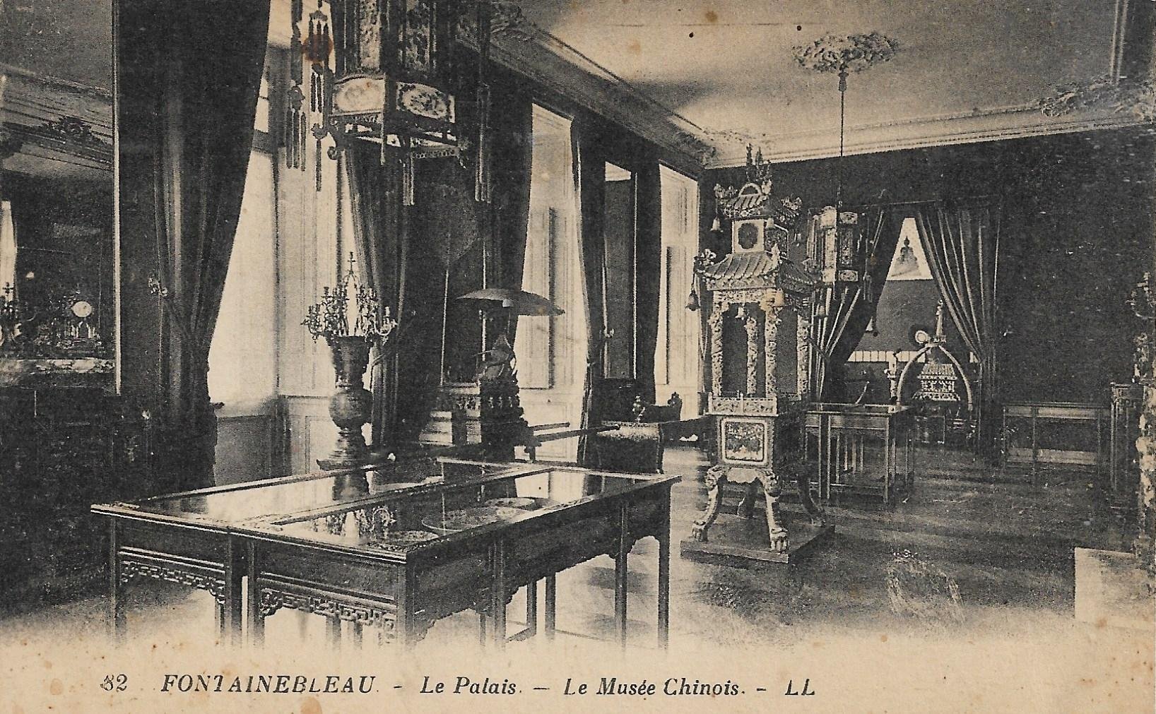 /France/FR_place_1903-1938_FONTAINEBLEAU. Le Palais Le Musee Chinois.jpg